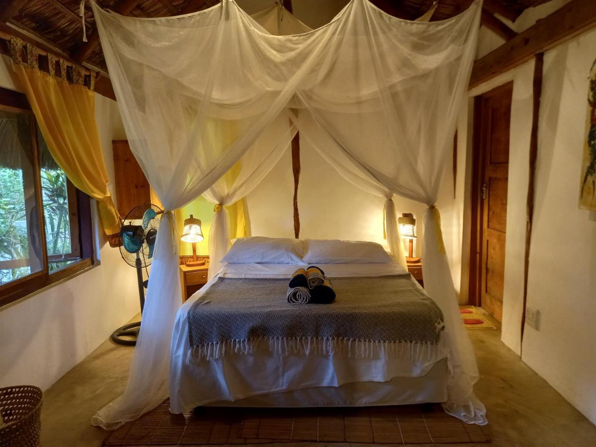 Hotel Casa Camaleao Gekko Cottadge à Praia do Praia do Tofo Extérieur photo